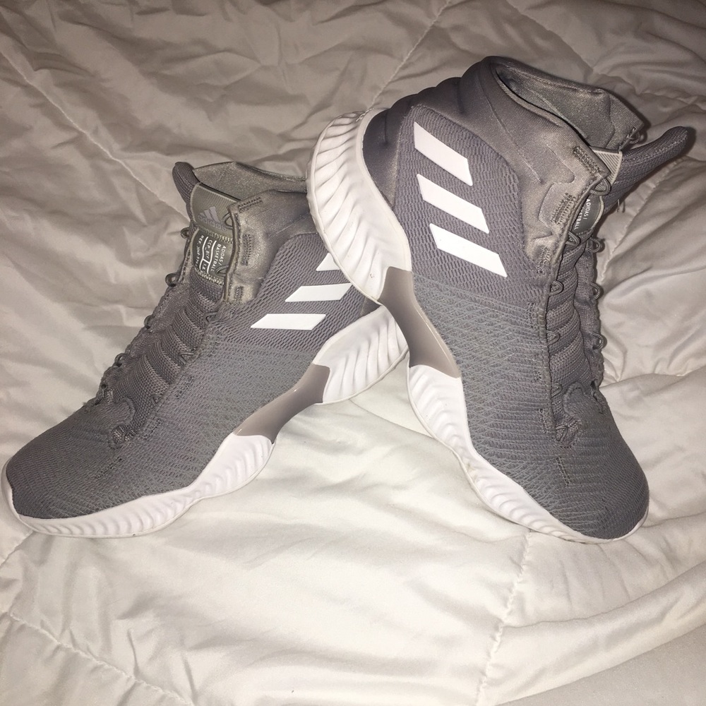 Adidas Pro Bounce 18